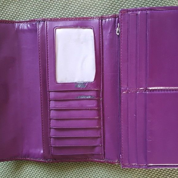 Coach Eggplant Patent Leather Wallet - Picture 4 of 6